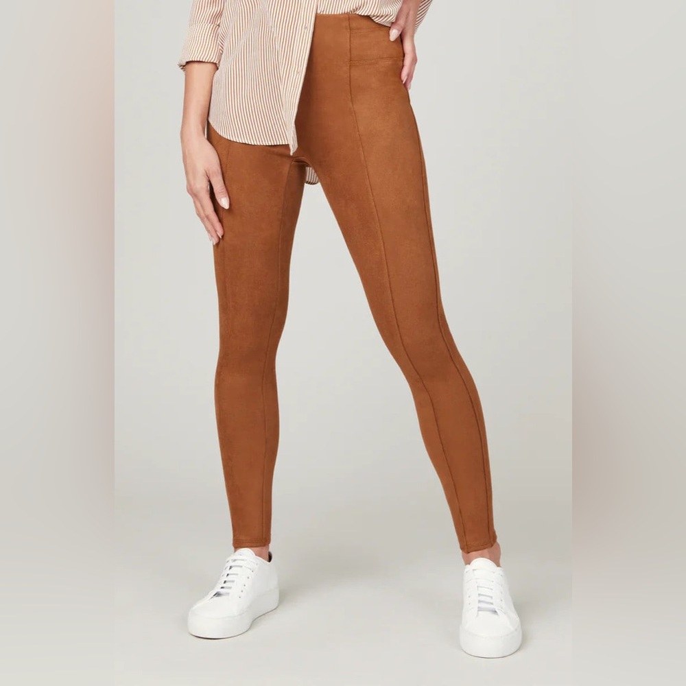 NWT! SPANX Caramel Brown faux suede Leggings size M